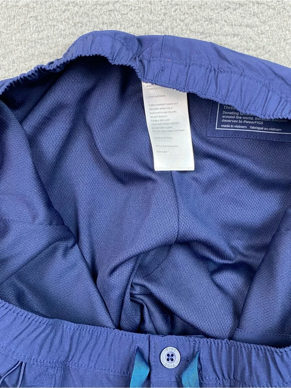 FIGS Cairo Lined Scrub Pants Men's Size M Blue Medical Cargo Stretch Drawstring